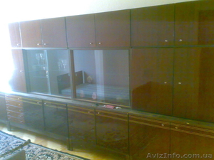 Стенка. Все рабочее,  в хорошем состоянии,  длинна 4, 5 м. #400705