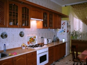 Продам 3-х комн. квартиру в центре города, ул.Траспольская.  #439720