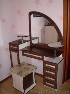 спальня (кровать+матрас+тумба+комод+туал. столик+пуфик) #454592