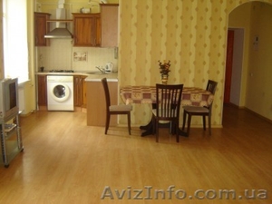 Трёхкомнатная вартира посуточно. #469279