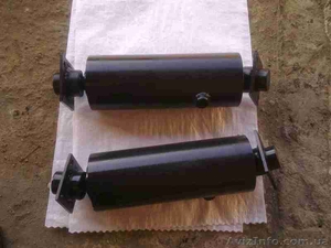 Гидроцилиндр ЗИЛ 3-х штоковый  #469896