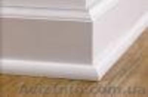 Высокие МДФ плинтуса Neuhofer holz.  #518716