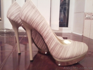 туфли бежевые на высоком каблуке #494498