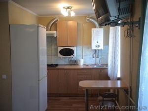 сдаю 2-к квартиру в центре Днепропетровска #517637