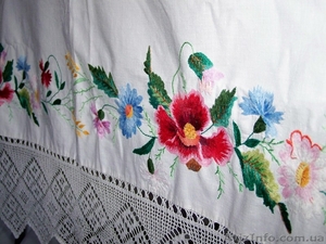 Вышитая старинная простынь  #485258