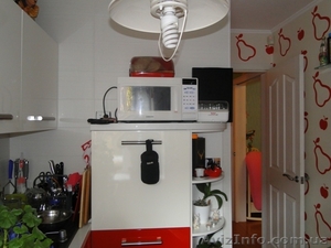 Продам 1 комнатную квартиру на ул. Космонавтов/Г. Петрова.  #557040