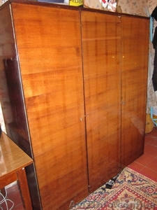 Срочно продам шкаф #560002