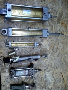 продам б.у. пневмацелиндры camozzi #544669