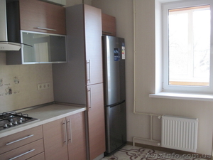 1-о комнатная квартира ул Скворцова новый кирпичный сданный дом ремонт 2/10 Мали #533522