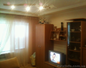 Продам 3к. кв. на пр. Свободи,  2 ряд,  в районі кафе «Ням-ням»,  56 м кв. за 36500 #545457