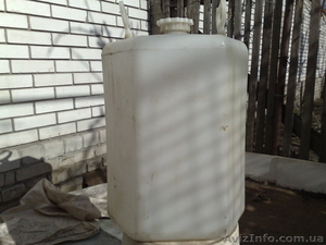 Емкость пластмассовая 40 литров #579360