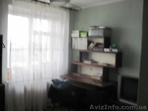 Продам 3-х ком. квартиру,  ул.Солнечная. #587560