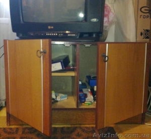 Шафа, Туалетний столик , Тумба під телевізор, тумби #593220