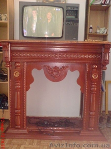 телевизор + камин #575385