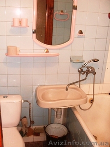 Возле Рынка на Петлюры #593469