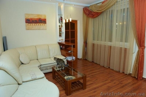 Продам 2-х этажный дом,  ул.Гвардейская/Октябрьской Революции #632106