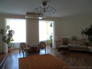 Продам 3-х квартиру с видом на море на ул. Посмитного/Фонтанская дорога в ЖК 