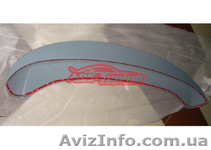 Задний спойлер 