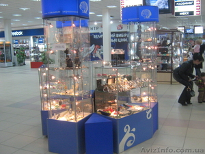 Стеклянные витрины с подсветкой #608736