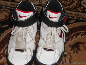 продам фирменные кроссовки для мальчика #640744