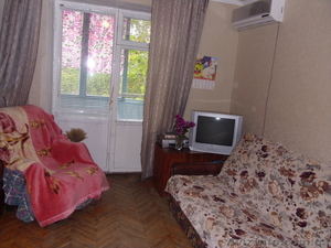 СДАМ КОМНАТУ ИЛИ КОЙКО-МЕСТО ПОСУТОЧНО #610192