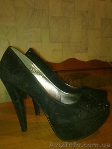 Очень красивые  туфли 39р-р #615711