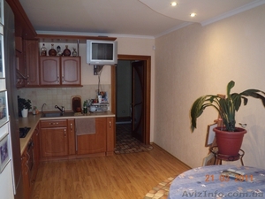 Продам 3-х комнатную квартиру по улице Тополевая/ Королева #671559