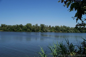 >Продам ровный участок на берегу реки в г. Чугуев (Башкировка)  #667467