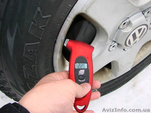 Измеритель давления в шинах электронный Германия #656065