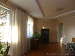 Продам 4-комнатную квартиру по улице Фонтанская дор./ 3-я ст. Б-Фонтана,     #695038