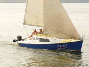 Продаю парусную яхту 