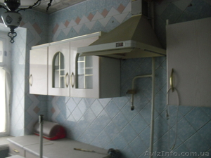 Срочно продаю просторную  4-х ком.  квартиру #679300