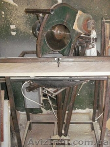 Торцовочный станок (маятниковая пила) фирмы SmebelS #689000