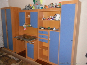 Продам детскую стенку 