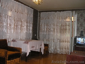 Сдам 3-х комнатную квартиру посуточно #706874