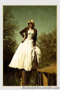 Профессиональный фотограф предлагает бесплатные фотосессии за границей. #746781