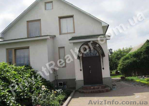 Дом в Харьковском районе,  общая площадь 198 м. кв. #745259