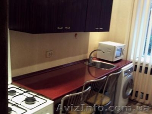 Сдам 3 к. квартиру,  80м,  3/5. Сталинка #741109