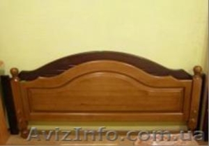 Деревянная кровать 