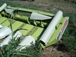 Продам жатку кукурузную CLAAS 6-70 SL,  1997 г.в. в отличном состоянии. #730002
