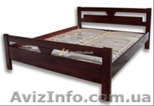 Деревянная кровать 
