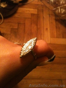 Бриллиантовое кольцо срочно #763343