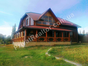 2 этажный дом для жилья и отдыха с выходом на Салтовское водохранилище. #772623