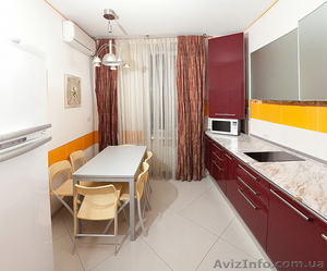 Сдам 4-х комнатную двух ярусную квартиру Александровский проспект #773940