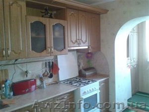 3-х комнатная квартира Голосеевский р-н Киев #773258