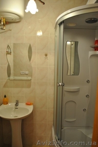 Сдаю посуточно квартиру в центре города. #766995