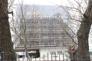 Продам новый охраняемый подземный гараж в центре  #771203