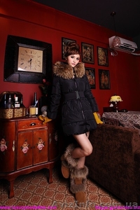 Garment4u оптовой и розничной Moncler пуховик и угги #780871
