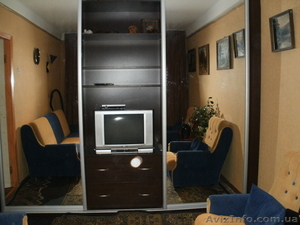 М.Черниговская.Сдам однокомнатную квартиру Днепровский р-н, ул.Курнатовского 5 (р #780259