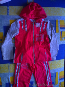 Малиновый костюм новый #782745